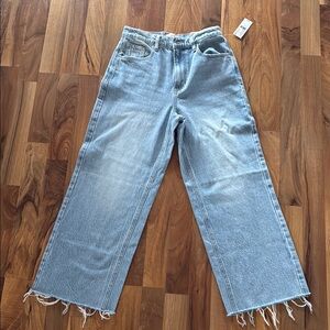 Women's Light Blue Frayed Hem Jeans
